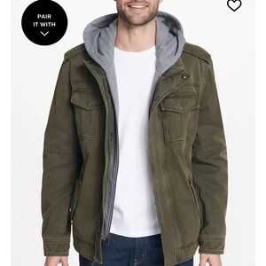 Men’s Sherpa Lined Two Pocket Hooded Trucker Jacket